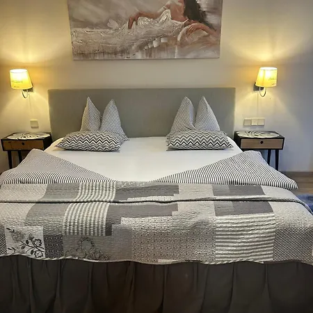 Exclusive Apartment *